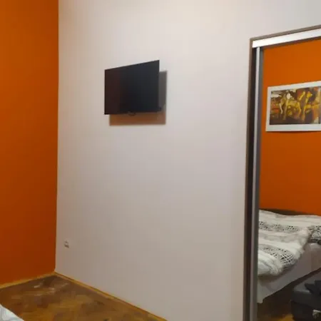 Apartment вірменський собор , не мансарда *