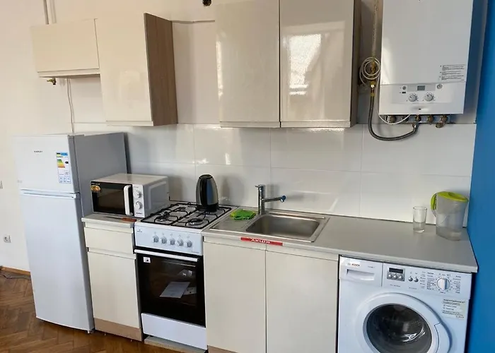 вірменський собор , не мансарда *